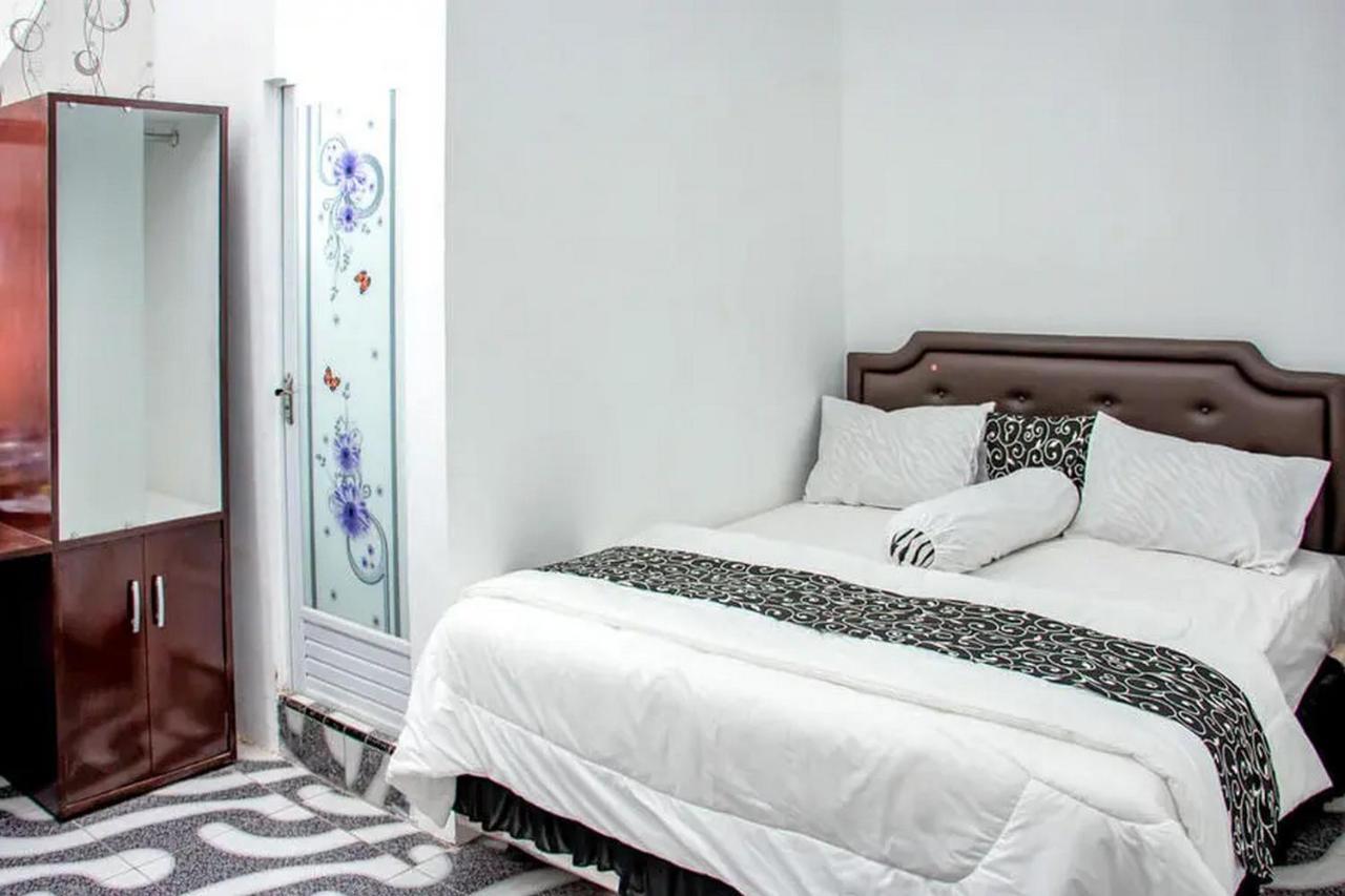 Samar Wulu Guest House Syariah Mitra Reddoorz Near Ketapang Ketapang  Exterior foto