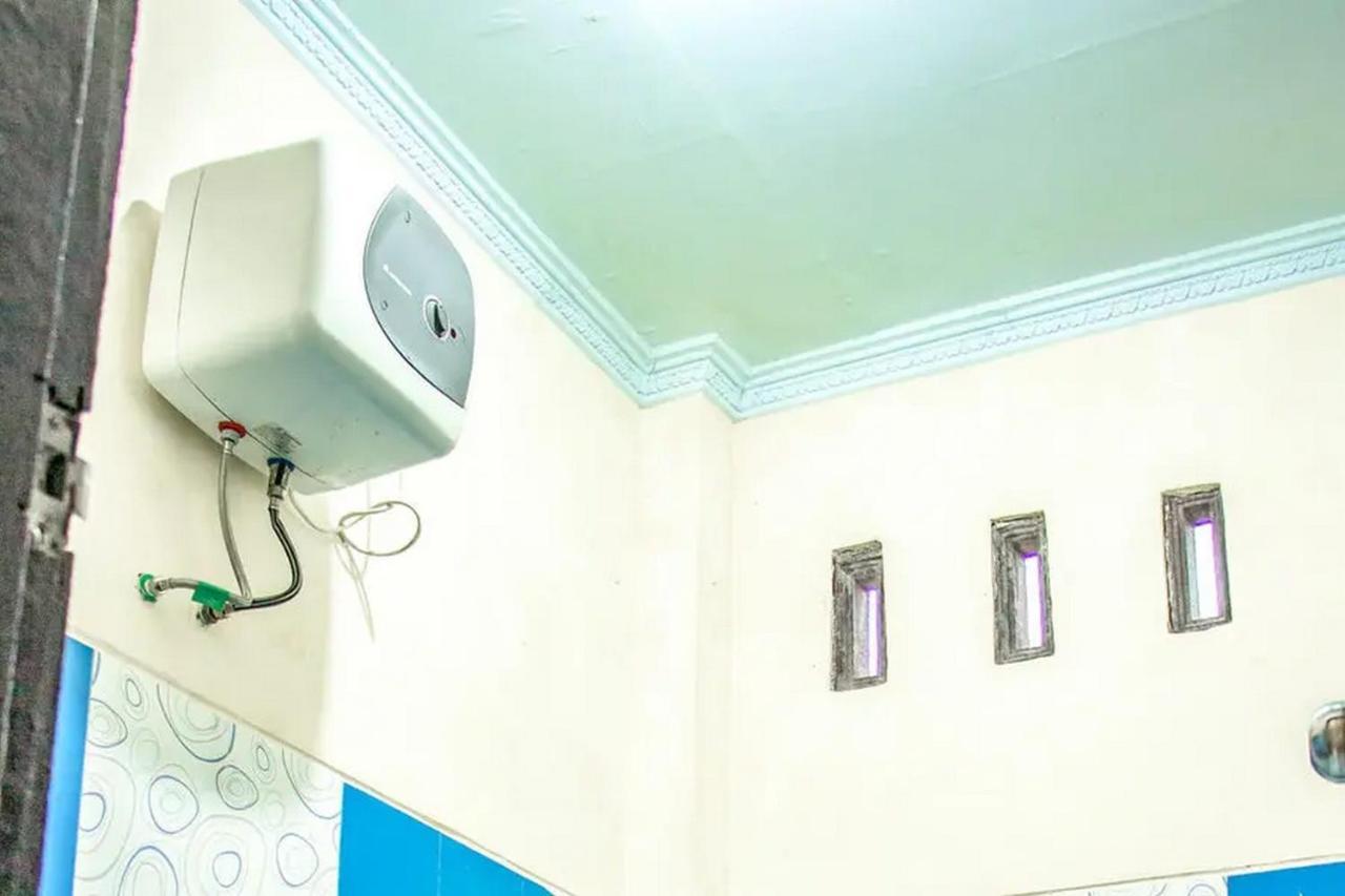 Samar Wulu Guest House Syariah Mitra Reddoorz Near Ketapang Ketapang  Quarto foto